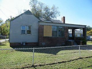 Foreclosed Home - 609 65TH ST, 35064