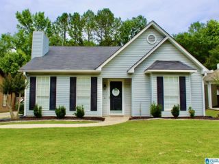 Foreclosed Home - 1929 GALLANT FOX DR, 35080