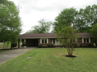 Foreclosed Home - 156 Mary St, 35096