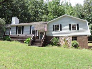 Foreclosed Home - 1102 ROCK CREST DR, 35111