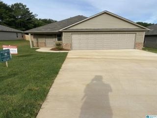 Foreclosed Home - 4814 COVE LN, 35117