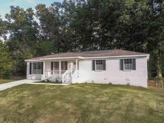 Foreclosed Home - 818 HICKORY DR, 35117