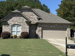 Foreclosed Home - 986 WREN WAY, 35117