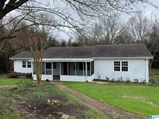 Foreclosed Home - 135 ROCK CREEK RD, 35118