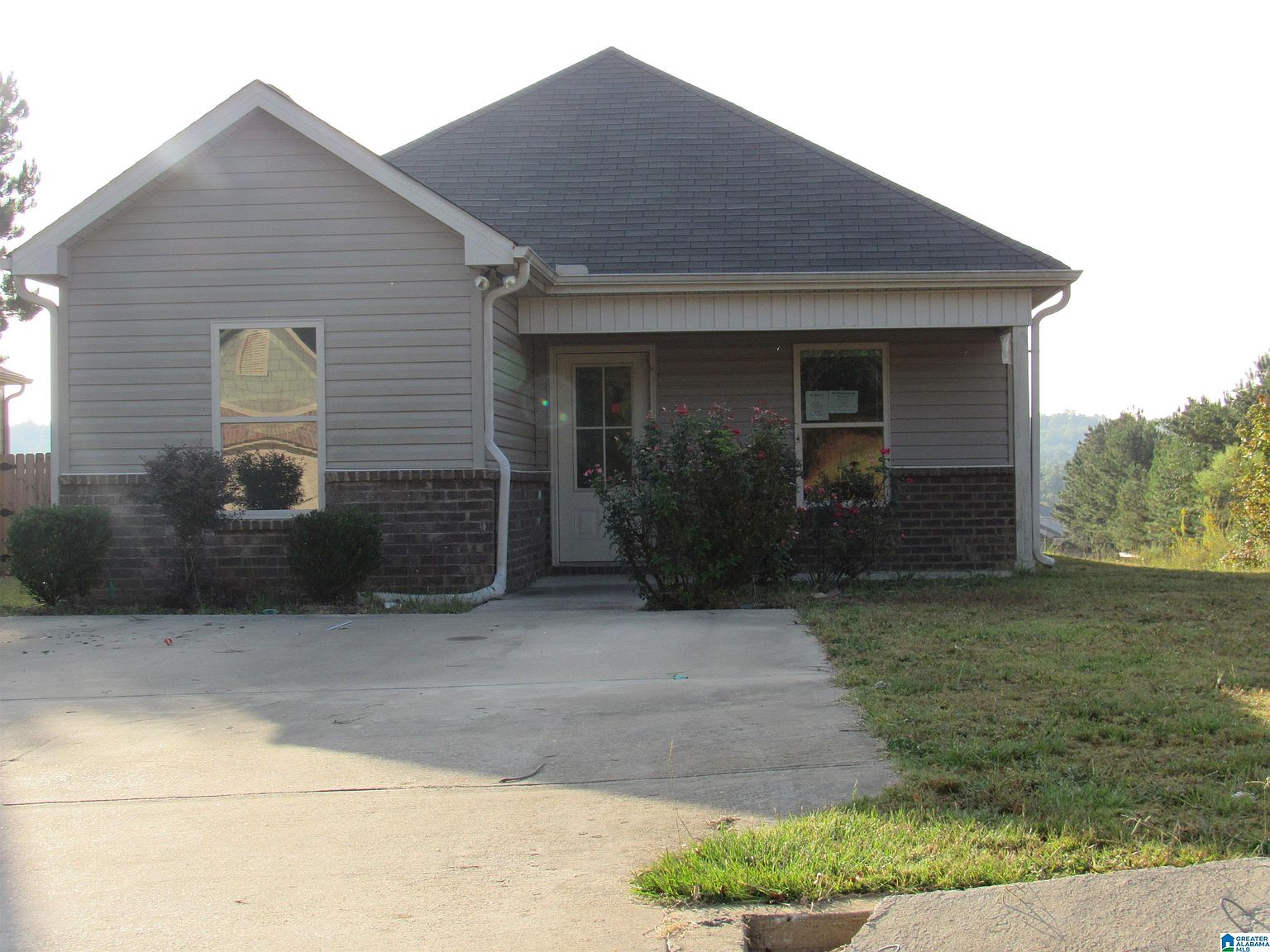 Foreclosed Home - 867 KENT DR, 35120