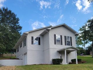 Foreclosed Home - 100 VALLEY RD, 35121