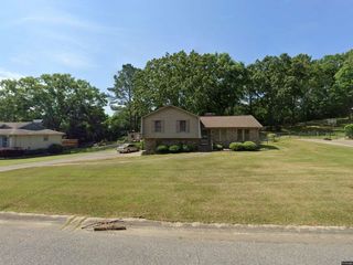 Foreclosed Home - 712 WILDERNESS RD, 35124