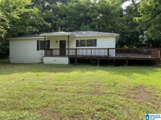 Foreclosed Home - 5518 OLD SPRINGVILLE RD, 35126