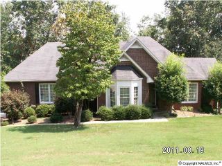 Foreclosed Home - 555 WOODLAND HILLS DR, 35146