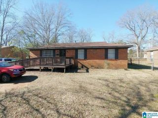 Foreclosed Home - 209 WETUMPKA ST, 35150