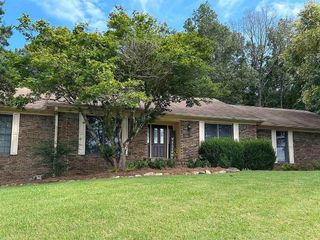 Foreclosed Home - 719 LANG RD, 35150