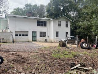 Foreclosed Home - 512 W COOSA ST, 35150