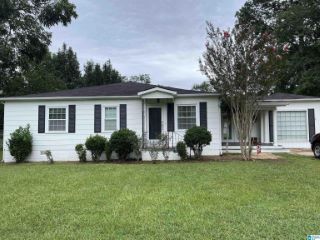 Foreclosed Home - 3405 VONZEL RD, 35150