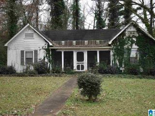 Foreclosed Home - 1050 BROOKWOOD DR, 35151