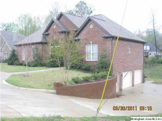 Foreclosed Home - 230 RIDGEWOOD DR, 35173