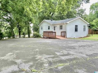 Foreclosed Home - 7547 OLD SPRINGVILLE RD, 35173
