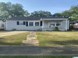 Foreclosed Home - 1132 24TH AVE N, 35204