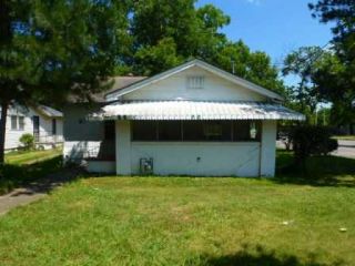 Foreclosed Home - 8201 5TH AVE N, 35206