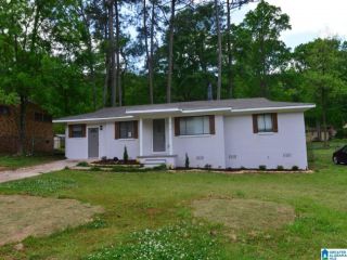 Foreclosed Home - 613 ROEBUCK FOREST DR, 35206