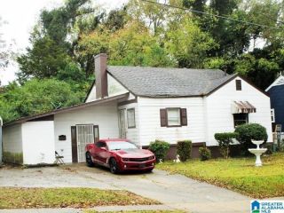 Foreclosed Home - 3113 AVENUE S, 35208