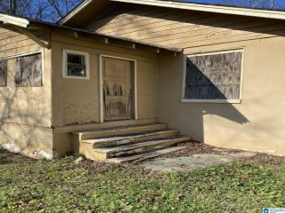 Foreclosed Home - 2136 47TH ST W, 35208