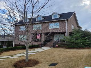 Foreclosed Home - 507 YORKSHIRE DR, 35209