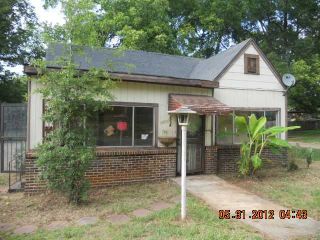 Foreclosed Home - 2516 POWDERLY AVE SW, 35211