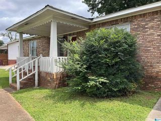 Foreclosed Home - 3225 WENONAH RD SW, 35211
