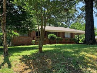 Foreclosed Home - 629 FORESTWOOD DR, 35214