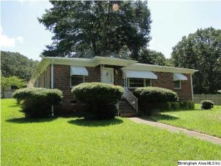 Foreclosed Home - 1625 LAKE DR NE, 35215