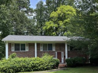 Foreclosed Home - 3105 TYROL RD, 35216