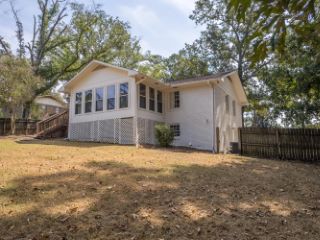 Foreclosed Home - 3032 TERESA DR, 35217