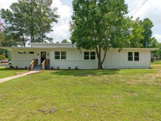 Foreclosed Home - 2244 ROCKVIEW LN, 35226