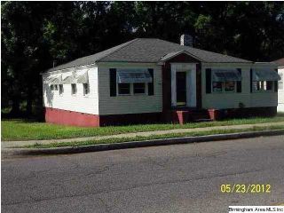 Foreclosed Home - 114 WOODWARD RD, 35228