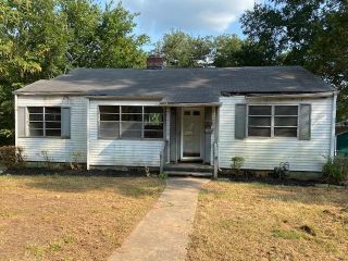 Foreclosed Home - 369 Belcher Drive, 35228