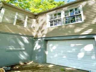 Foreclosed Home - 929 WOODWARD RD, 35228