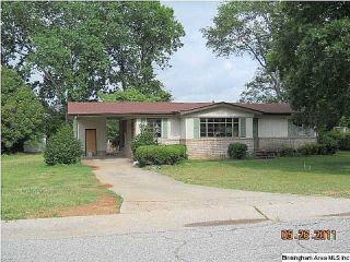 Foreclosed Home - 944 N MARTINWOOD DR, 35235