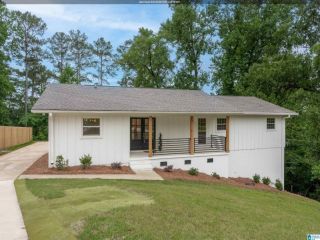 Foreclosed Home - 3415 HILLWAY DR, 35243