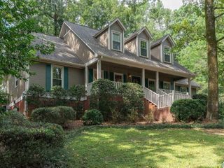 Foreclosed Home - 824 RIVERCHASE PKWY W, 35244