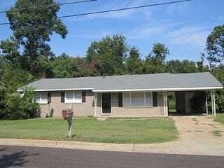 Foreclosed Home - 2806 CAMELLIA DR, 35401