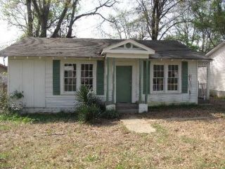 Foreclosed Home - 2413 7TH ST E, 35404
