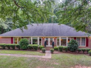 Foreclosed Home - 327 HILLCREST SCHOOL RD, 35405