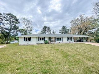 Foreclosed Home - 208 BURTWOOD ACRES RD, 35503