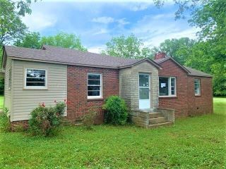 Foreclosed Home - List 100757083