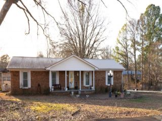 Foreclosed Home - 213 MCCARTHY DR, 35582