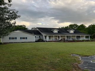 Foreclosed Home - 230 KEELON GAP RD, 35585