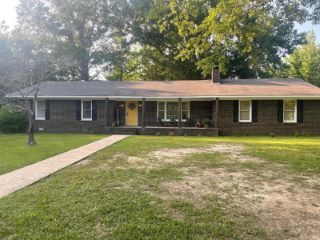 Foreclosed Home - 6017 BANKHEAD HWY, 35594