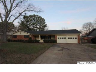 Foreclosed Home - 1206 FLETCHER AVE SW, 35601