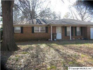 Foreclosed Home - 2023 WOODMEAD ST SW, 35601