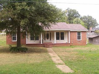 Foreclosed Home - 4501 CENTER DR, 35630
